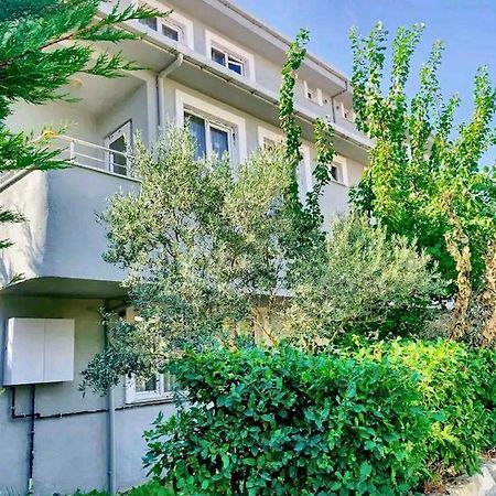 Ahmet Teacher Hotel,6 Minutes From The Airport Arnavutkoy Exterior foto
